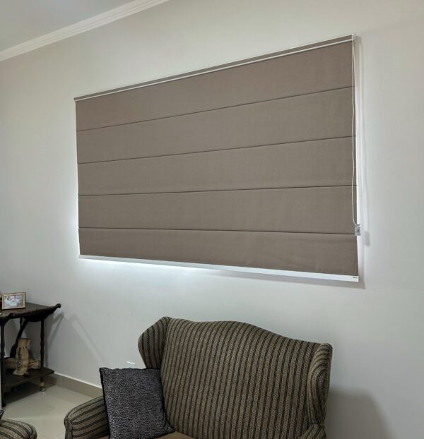 Persiana Romana Blackout Premium – Elegância com Controle Total de Luz - Image 2